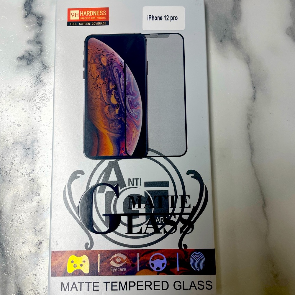 Mobile screen protector to IPhone 12 Pro